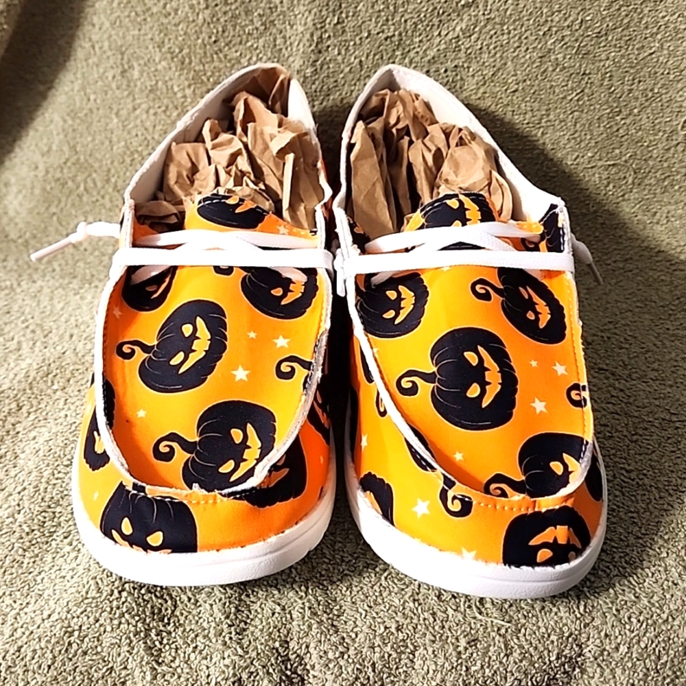 Jackolantern Pumpkin shoes brand new Halloween